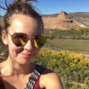 Meet your Posher, Hannah